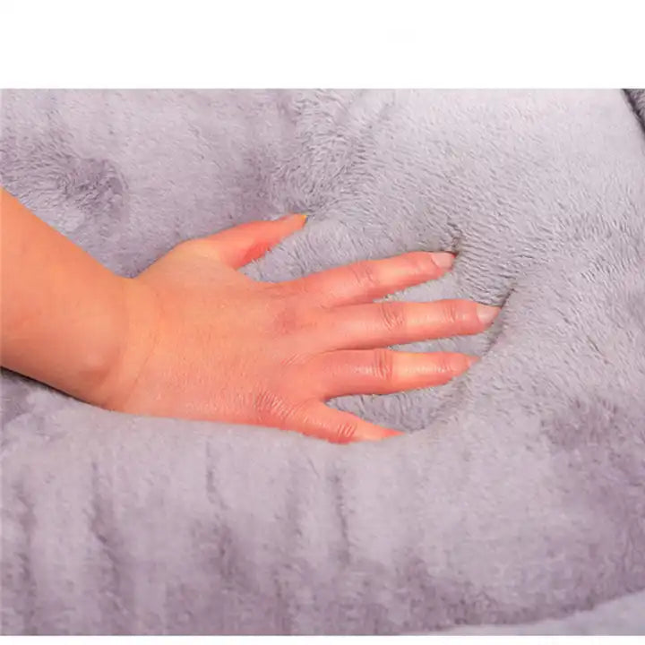 Lit carré moelleux pour chien – design sobre et confortable, accessoire pratique pour animaux de compagnie