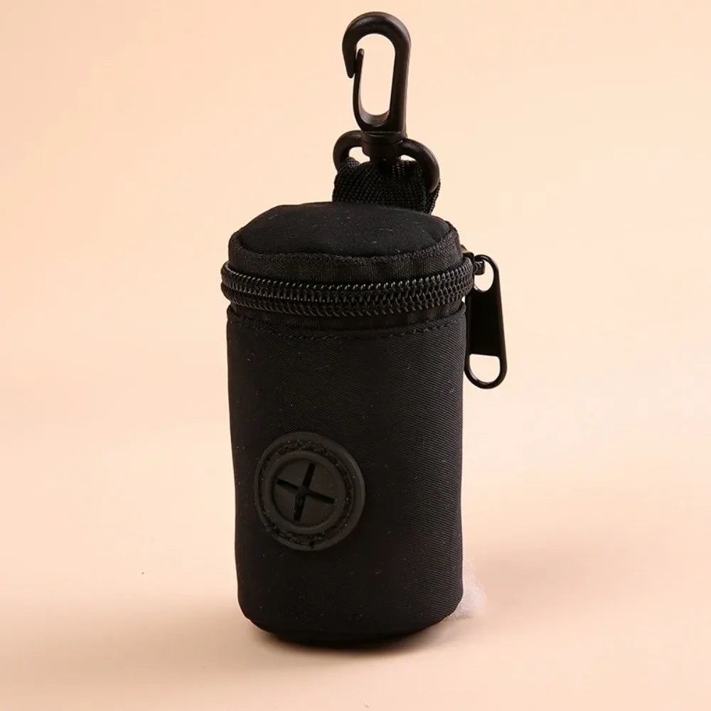 Distributeur de sacs pour chien – design moderne, pratique et facile à utiliser